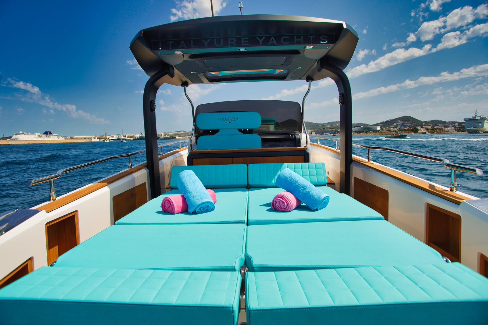 Alquilar ITALYURE 40 en Ibiza