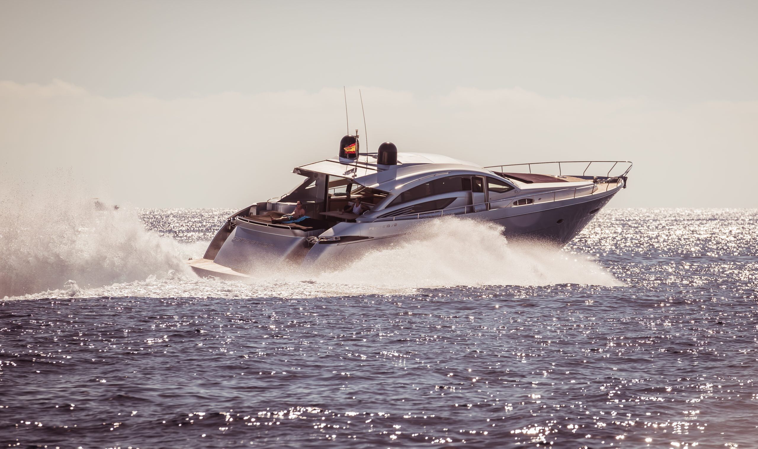 Pershing 72 alquiler Ibiza
