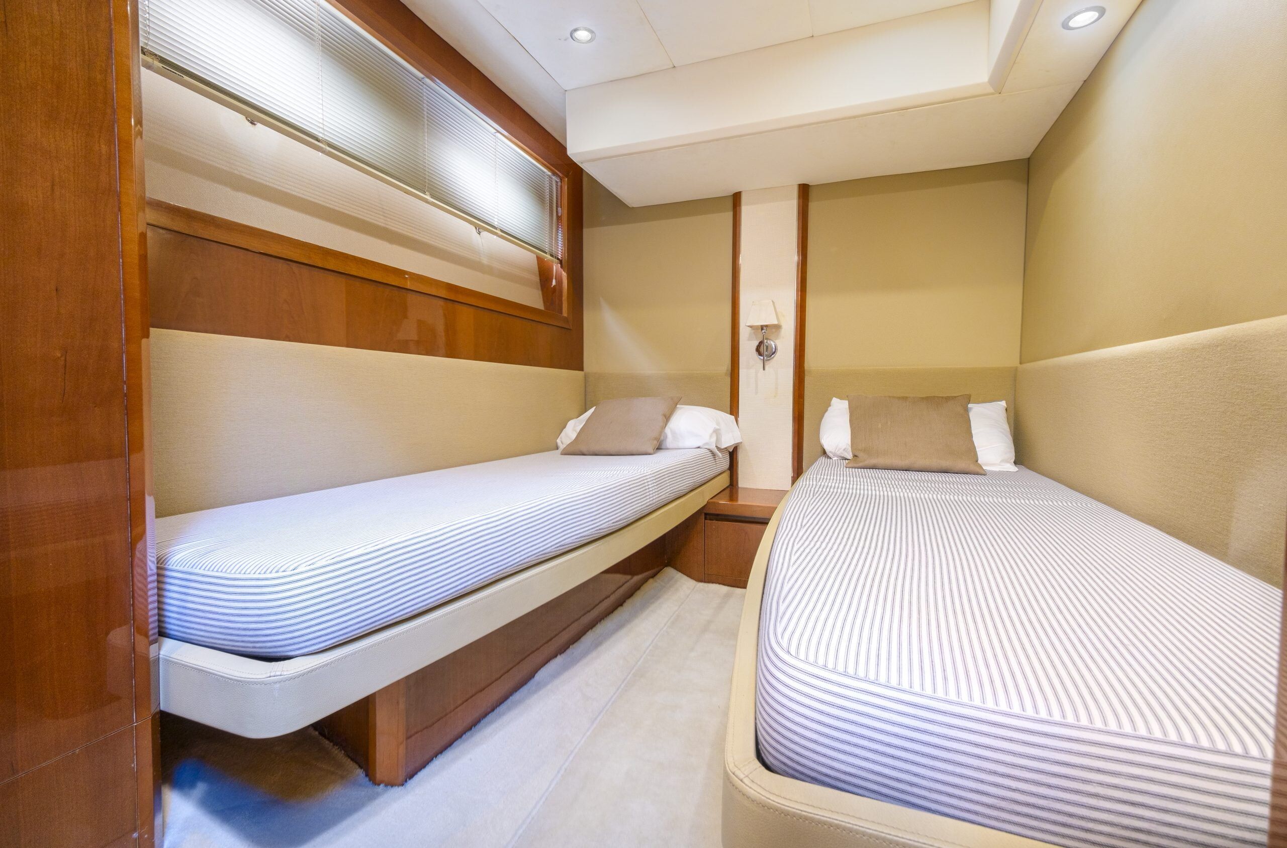 Alquilar Princess V53 Ibiza